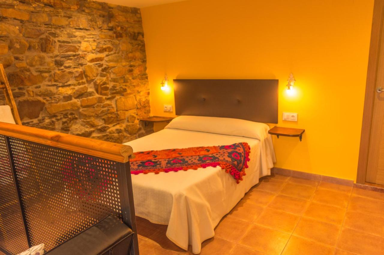 Apartamentos Rurales Tia Vicenta Santa Eulalia de Oscos Eksteriør billede